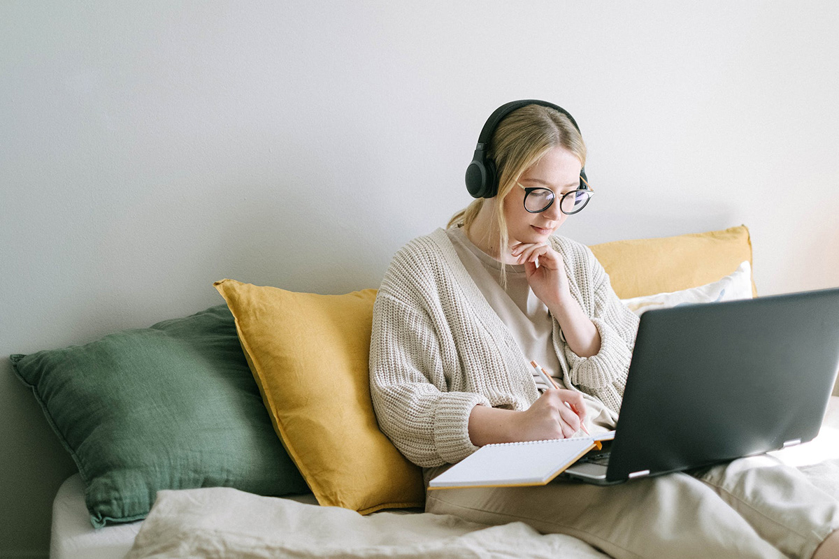 blog_sitting_1200px