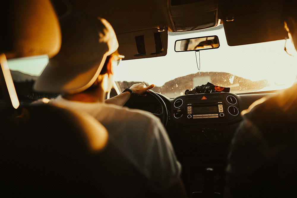 Holiday & Travel Stiffness - How Can You Avoid Sore Muscles When Traveling?